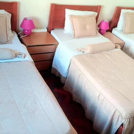 Absolut Morning Hostal *